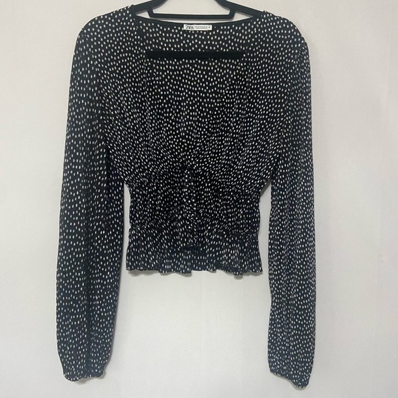 Zara LIKE NEW polka dot peplum deep v smocked waist blouse size M - Picture 1 of 4